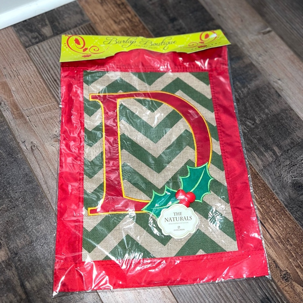 Christmas Yard Burlap sign with “D” monogram.